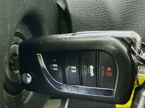 Used 2024 Toyota Corolla LE FWD image 20