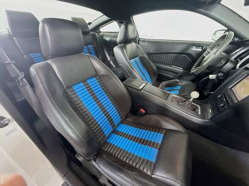 Used 2012 Ford Mustang Shelby GT500 w/ Electronics Pkg RWD image 28