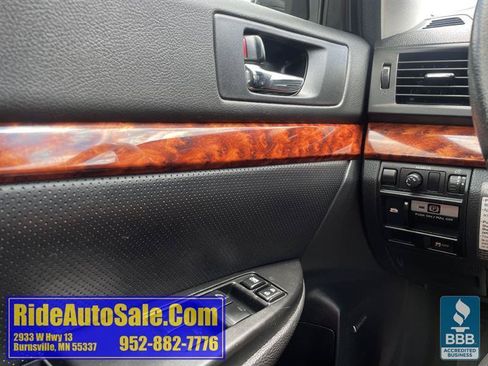 Used 2012 Subaru Outback 2.5i Limited AWD/4WD image 34