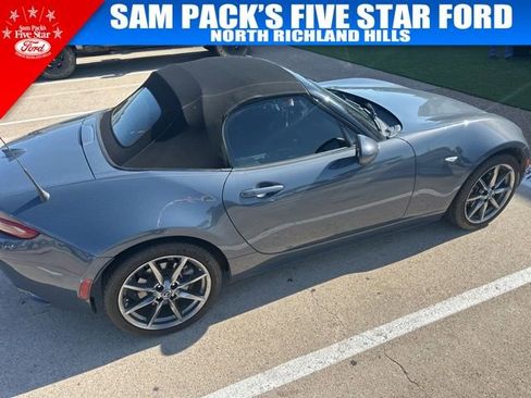 Used 2021 MAZDA MX-5 Miata Grand Touring RWD image 6
