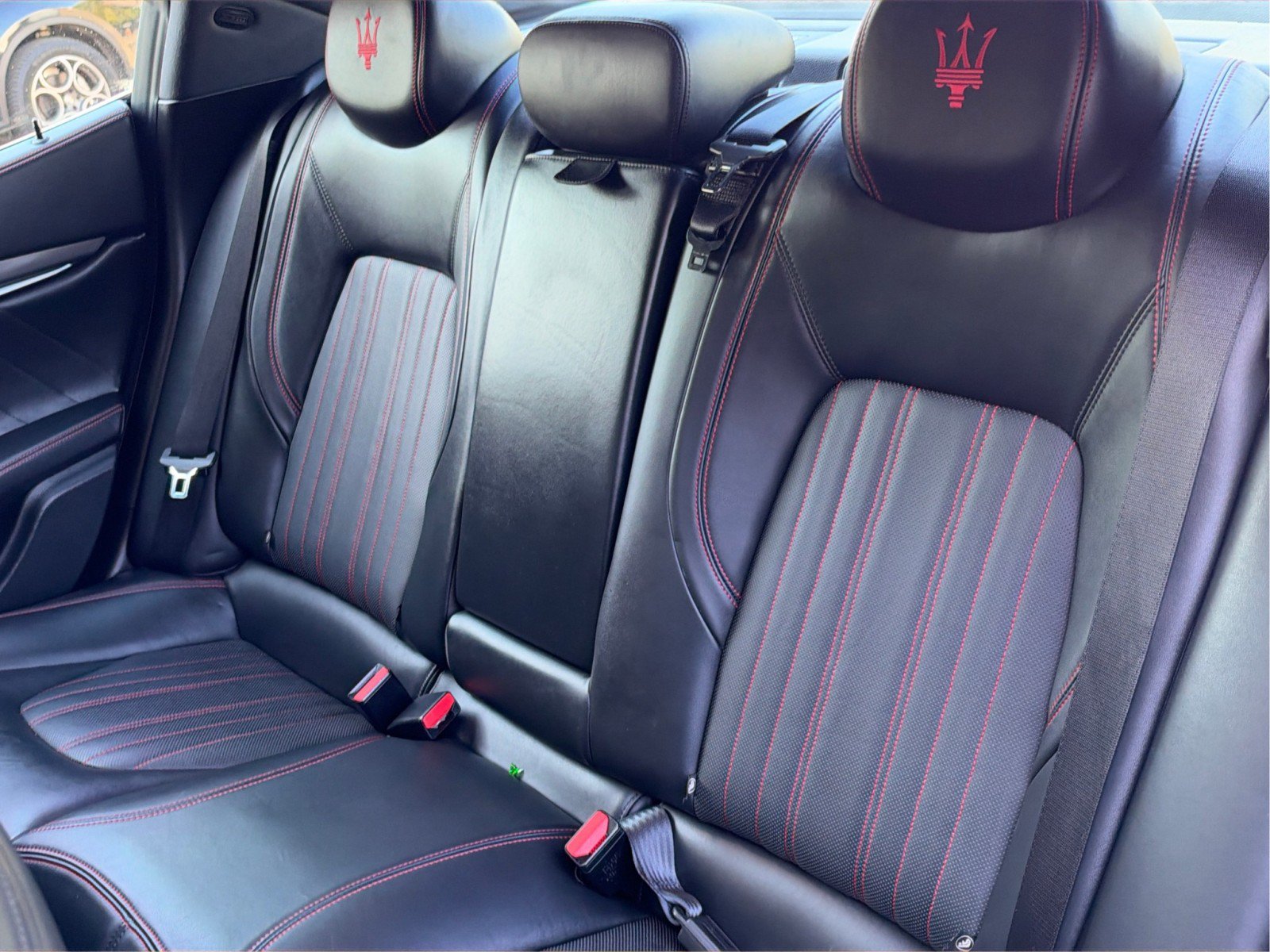 Used 2019 Maserati Ghibli S Q4 AWD/4WD image 29