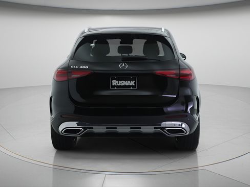New 2026 Mercedes-Benz GLC 300 image 3