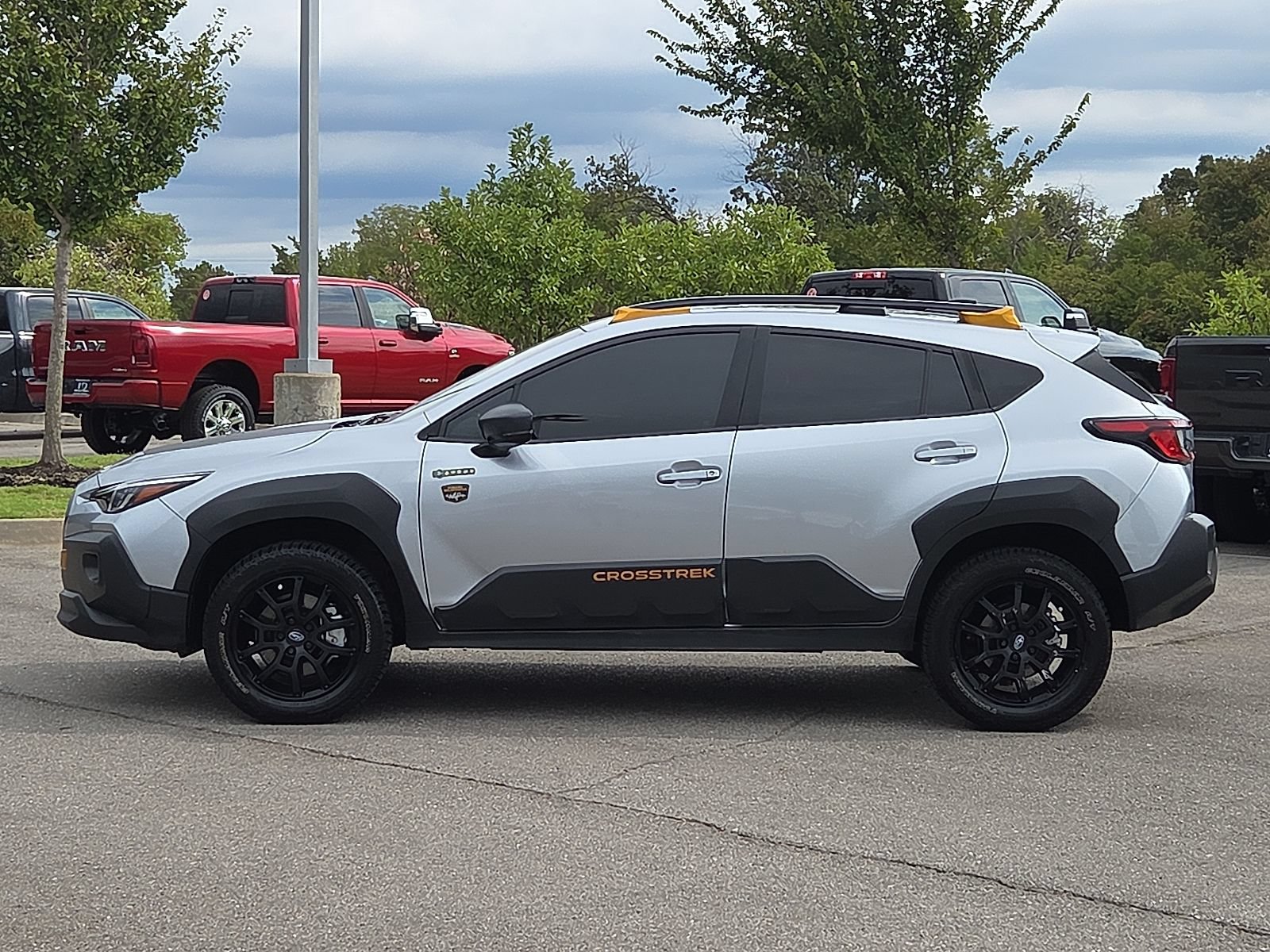 Used 2025 Subaru Crosstrek 2.5i Wilderness w/ Wilderness Package AWD/4WD image 3