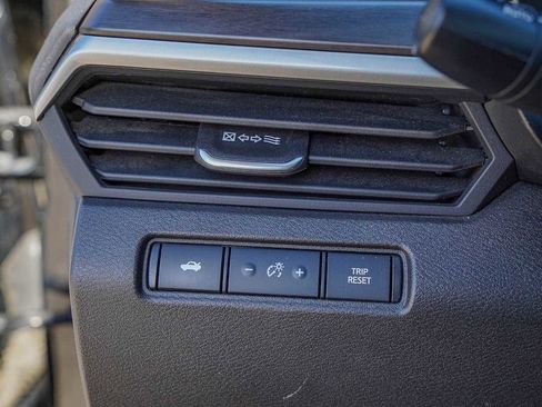 Used 2024 Nissan Altima 2.5 SV image 21