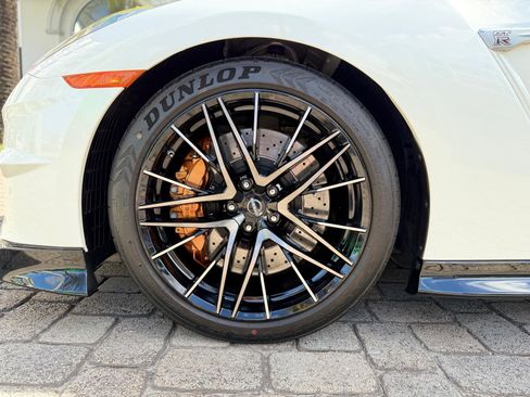 Used 2024 Nissan GT-R Premium w/ Premium Interior Package image 26