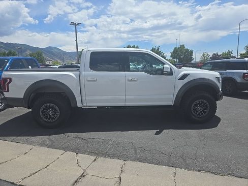 Used 2020 Ford F150 Raptor w/ Equipment Group 802A Luxury AWD/4WD image 4