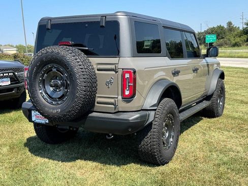 Used 2025 Ford Bronco Badlands w/ Sasquatch Package AWD/4WD image 3