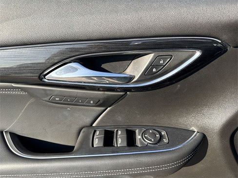 Used 2023 Buick Envision Essence image 26