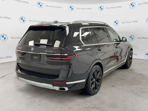 Used 2023 BMW X7 xDrive40i w/ Premium Package image 4