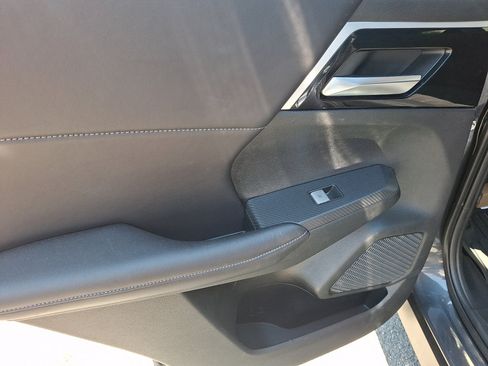 Used 2024 Mitsubishi Outlander SE AWD/4WD image 23