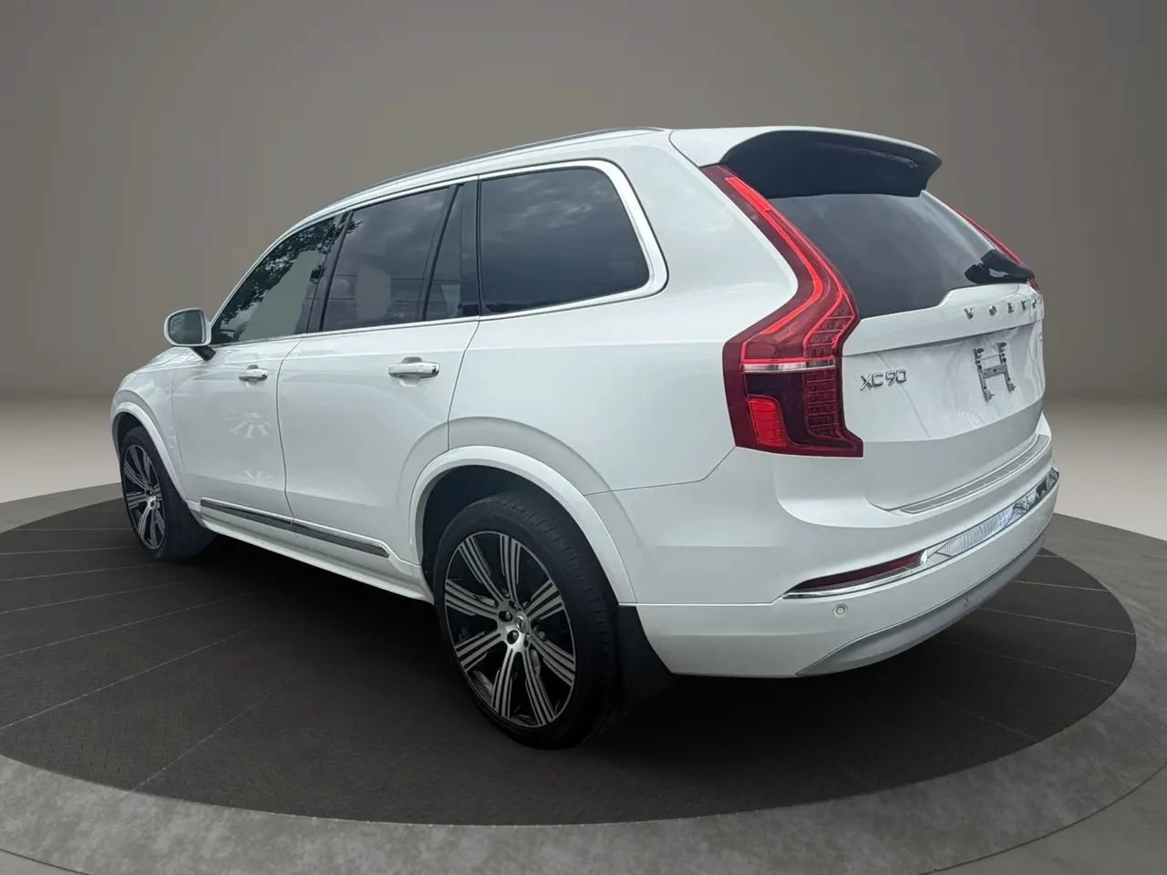 Used 2022 Volvo XC90 T6 Inscription w/ Climate Package AWD/4WD image 7