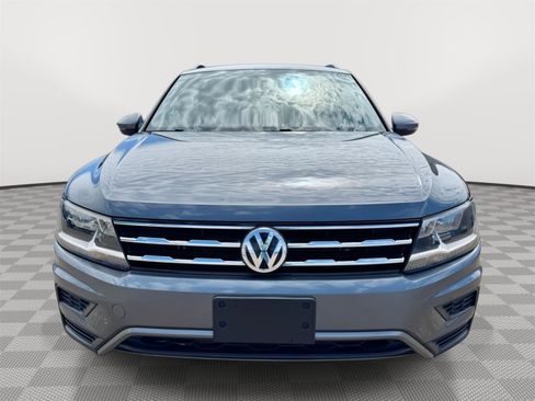 Used 2018 Volkswagen Tiguan S image 10