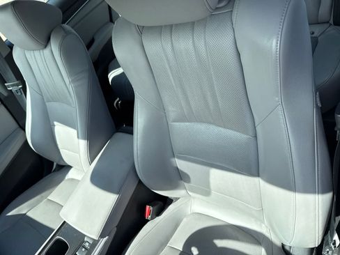 Used 2018 Honda Accord Touring image 15
