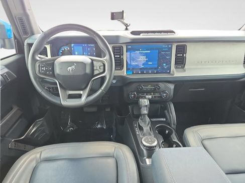 Used 2024 Ford Bronco Outer Banks AWD/4WD image 10