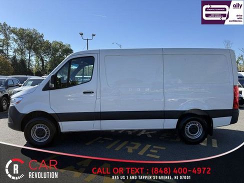 Used 2023 Mercedes-Benz Sprinter 1500 w/ Parking Package image 4