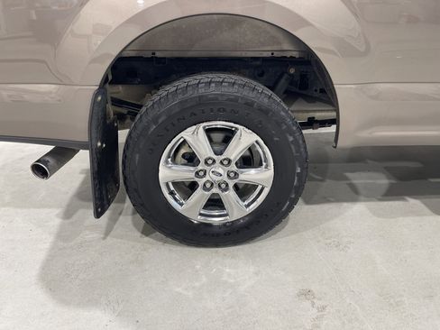 Used 2018 Ford F150 XLT w/ Equipment Group 302A Luxury AWD/4WD image 10