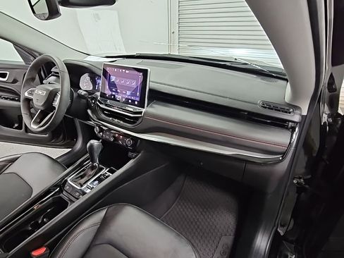 Used 2022 Jeep Compass Trailhawk image 36