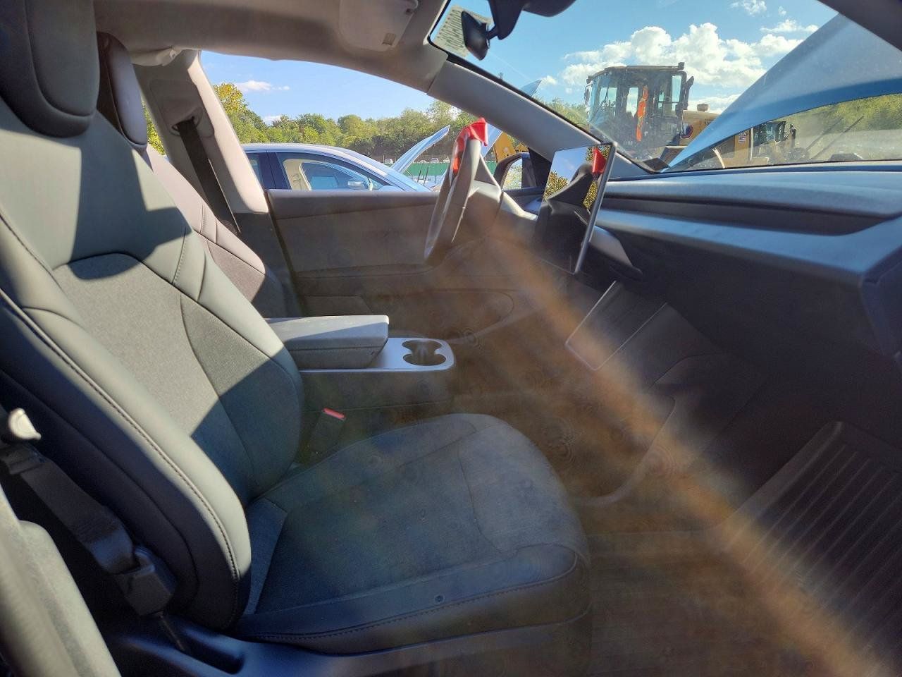 Used 2026 Tesla Model Y 2WD image 5