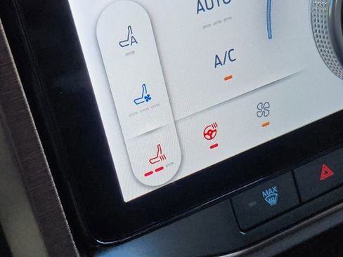 Used 2024 Ford F150 Lightning Lariat image 26