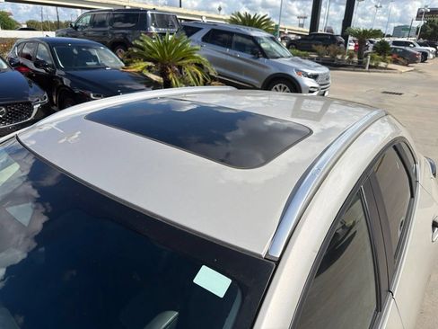 Used 2024 MAZDA CX-30 AWD 2.5 S w/ Preferred Package image 9