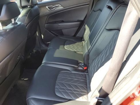 Used 2023 Kia Sportage X-Line w/ X-Line Premium Package AWD/4WD image 12