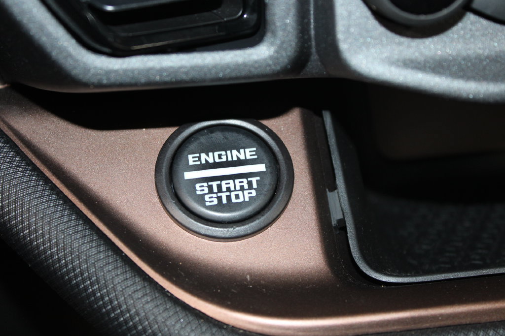 Used 2024 Ford Bronco Sport Badlands w/ Premium Package AWD/4WD image 38