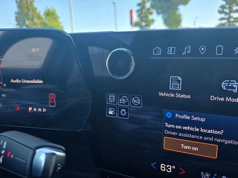 Certified 2024 Chevrolet Blazer EV RS AWD/4WD image 28