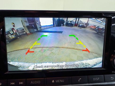 Certified 2021 Nissan Sentra S image 17