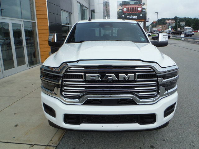 Used 2026 RAM 2500 Laramie AWD/4WD image 7