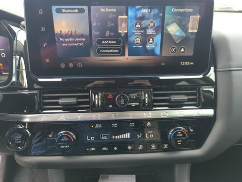 New 2026 Nissan Pathfinder SL FWD image 31
