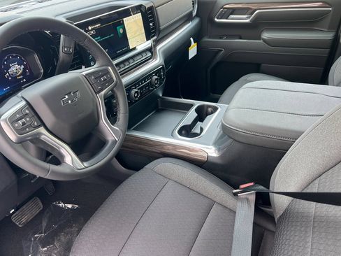 New 2026 Chevrolet Silverado 2500 LT w/ Trail Boss Package AWD/4WD image 7