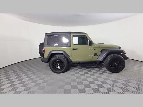 Used 2025 Jeep Wrangler Sport AWD/4WD image 37