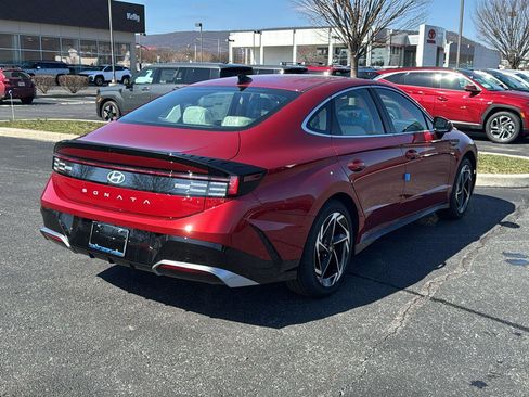 New 2026 Hyundai Sonata SEL FWD image 5