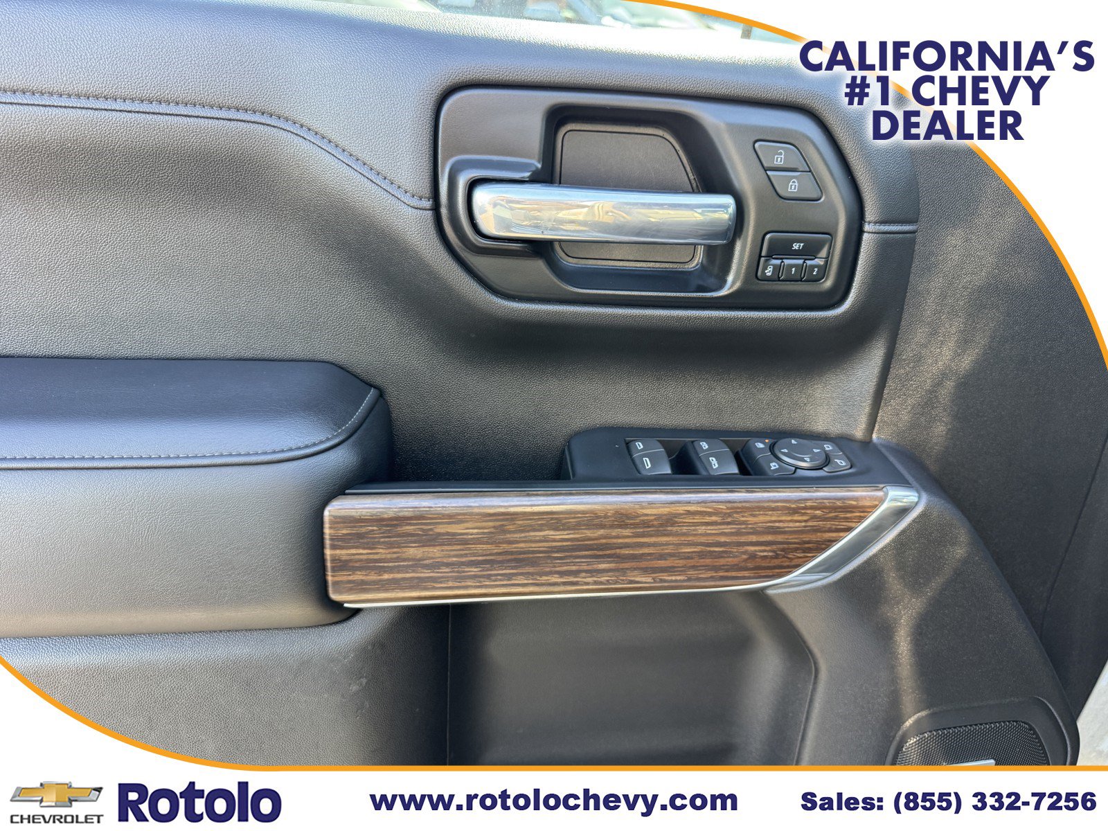 Used 2022 Chevrolet Silverado 1500 High Country w/ Technology Package AWD/4WD image 16