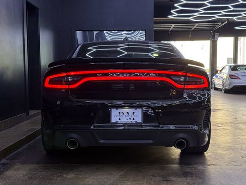 Used 2022 Dodge Charger Scat Pack RWD image 8