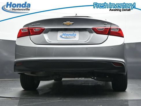 Used 2025 Chevrolet Malibu LT FWD image 32