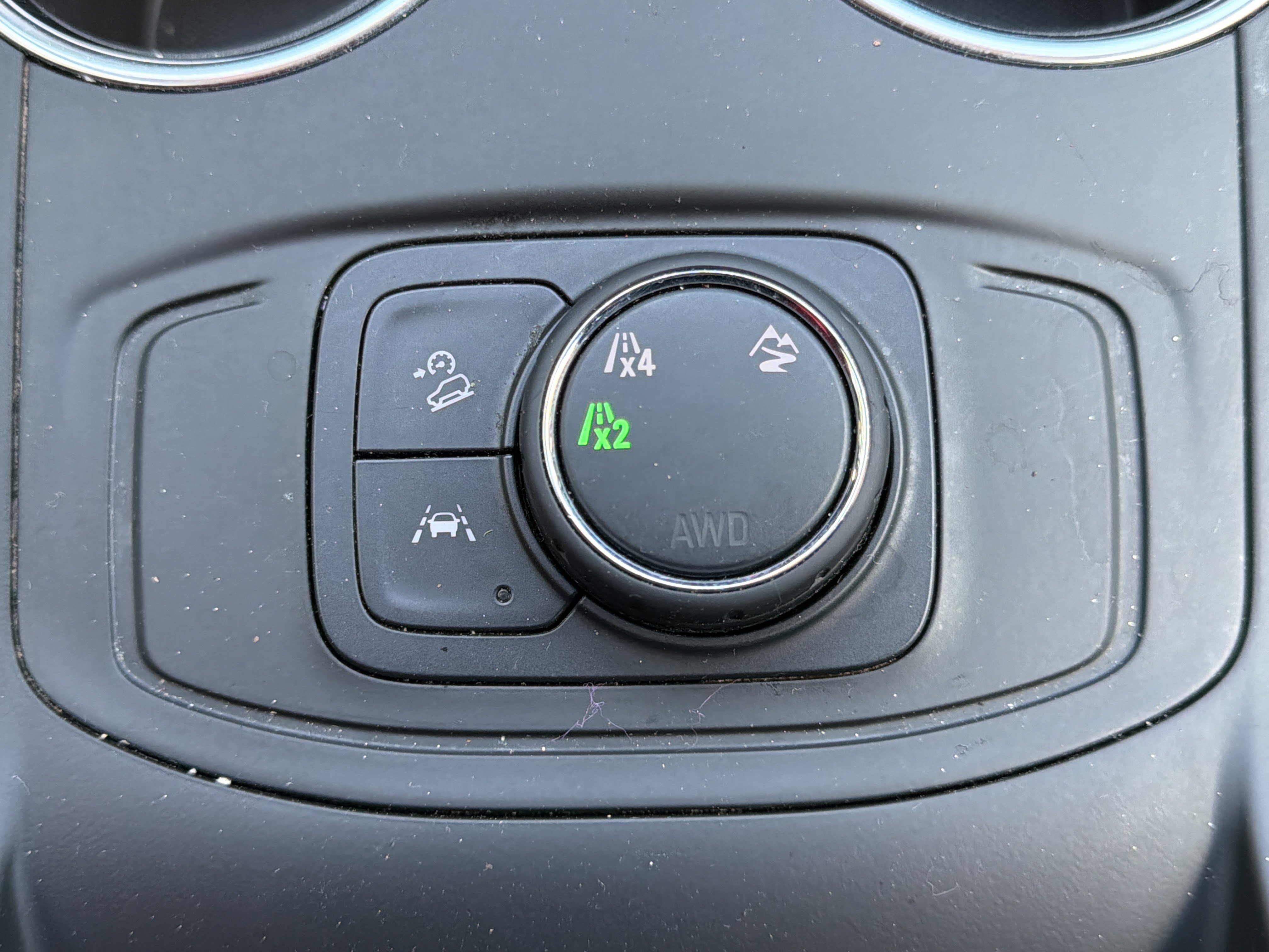 Used 2024 GMC Terrain SLE AWD/4WD image 10