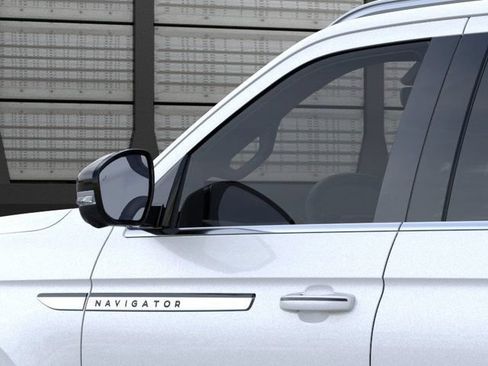 New 2026 Lincoln Navigator Premiere AWD/4WD image 20
