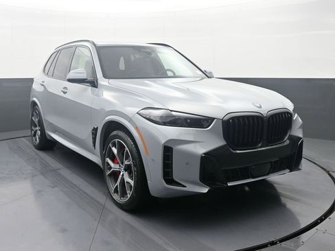 New 2026 BMW X5 xDrive50e w/ Executive Package image 2