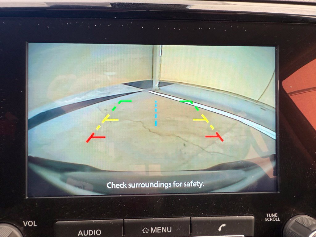 Used 2022 Nissan Frontier SV w/ Technology Package RWD image 18