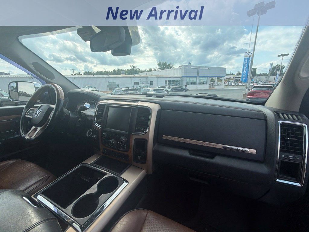Used 2014 RAM 2500 Longhorn w/ Convenience Group AWD/4WD image 4