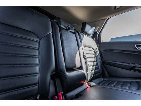 Used 2024 Ford Edge SEL image 26