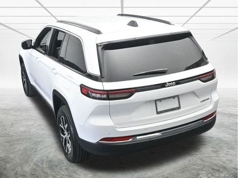 Used 2025 Jeep Grand Cherokee Limited image 49