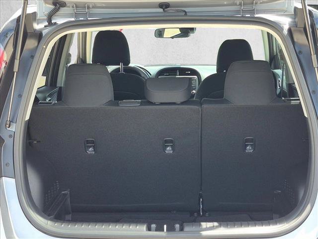 Used 2024 Kia Soul LX w/ LX Technology Package FWD image 6