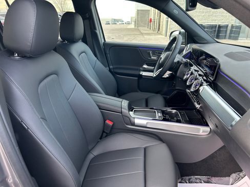 New 2026 Mercedes-Benz GLB 250 4MATIC image 20