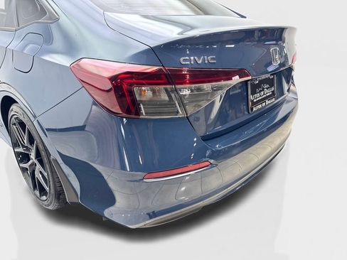 Used 2025 Honda Civic Sport image 19