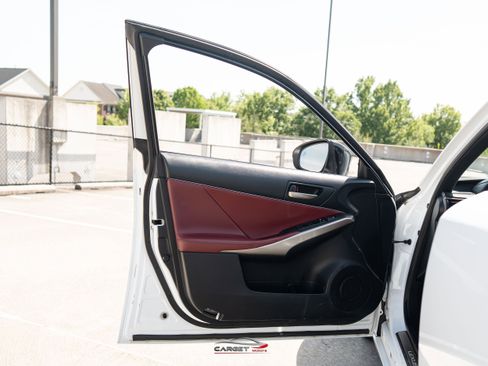 Used 2019 Lexus IS 300 F Sport w/ F Sport Package AWD/4WD image 43