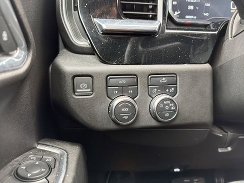 Certified 2023 GMC Sierra 1500 Elevation image 22