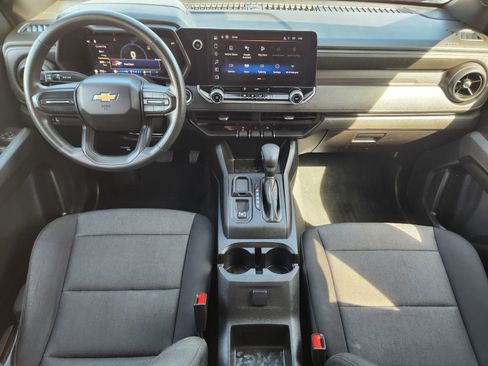 Used 2024 Chevrolet Colorado W/T image 30