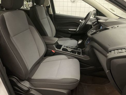 Used 2019 Ford Escape SE image 20